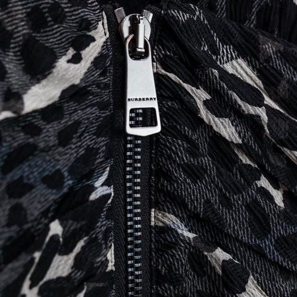 Burberry Beat Check Silk Peplum Tank - Picture 9 of 12